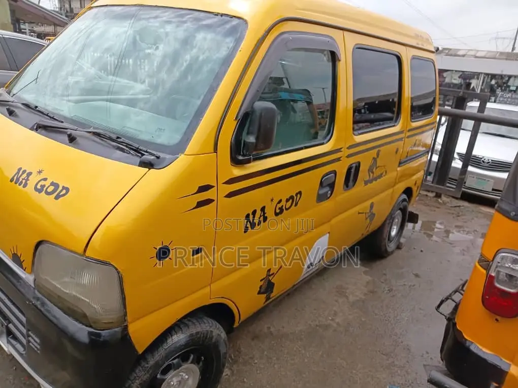 Suzuki APV Minibus 2016 Yellow