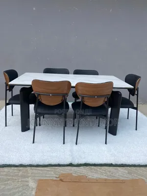 Pin Black Leg's Dining Set