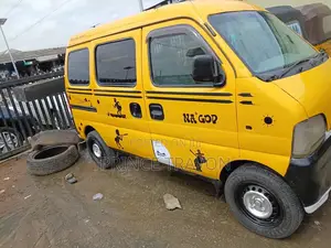 Suzuki APV Minibus 2016 Yellow