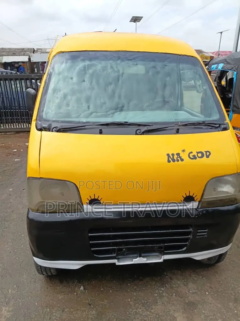 Suzuki APV Minibus 2016 Yellow