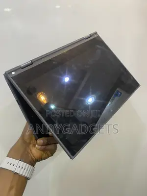 Laptop Lenovo 300e 4GB Intel Celeron SSD 128GB