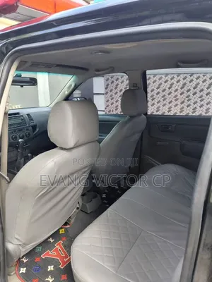 Toyota Hilux 3.0 D-4D 4x4 2014 Black