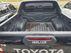 Toyota Hilux 2023 Black