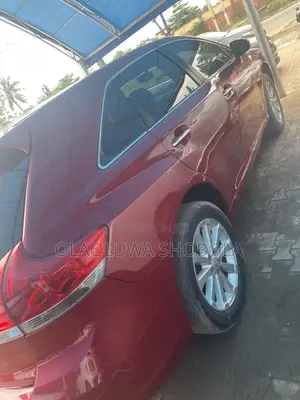 Toyota Venza Limited 2011 Red