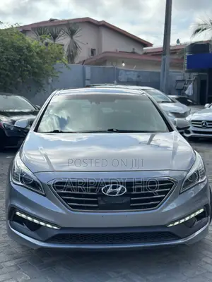 Hyundai Sonata Sport 2.0T 4dr Sedan (2.0L 4cyl Turbo 6A) 2015 Silver