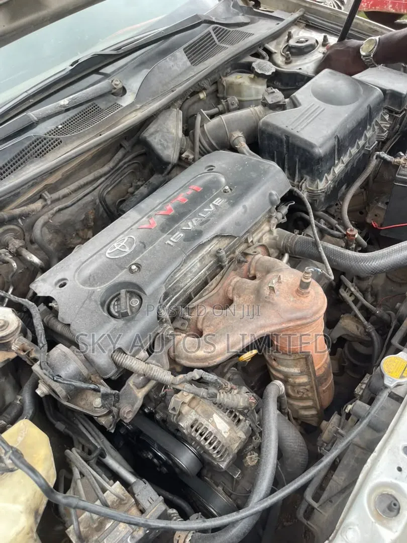 Toyota Camry 2004 Silver
