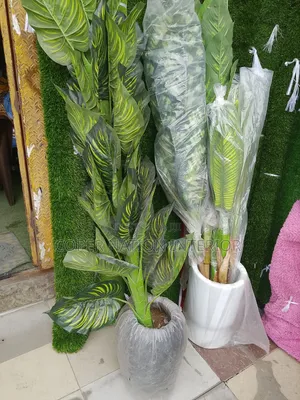 Artificial Flowers and Vase Set Available in Different Sizes