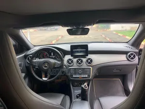 Mercedes-Benz CLA-Class 2017 Black