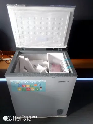Skyrun Chest Freezer 145l Silver Colour