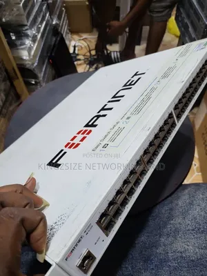 Fortinet Switch 448D