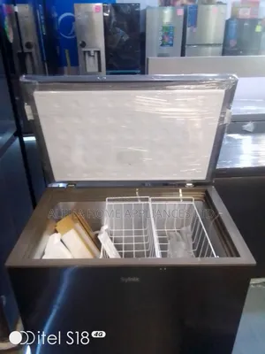 Syinix Chest Freezer 208L Gray Colour
