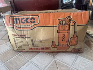 INGCO 750W (1.0HP) Submersible Water Pump