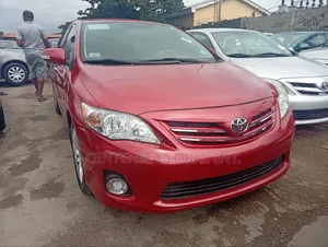 Toyota Corolla 2013 Red
