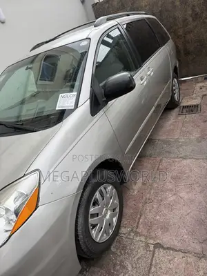 Toyota Sienna LE AWD 2006 Silver