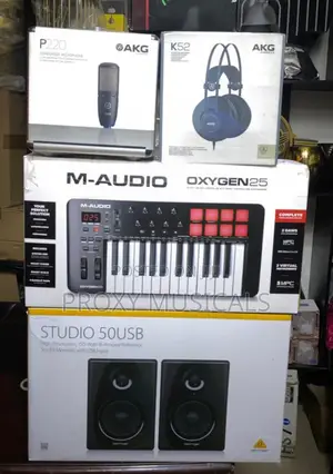 Behringer Monitor, M-Audio Oxygen25 Midi, AKG P220 & AKG K52 Headphone