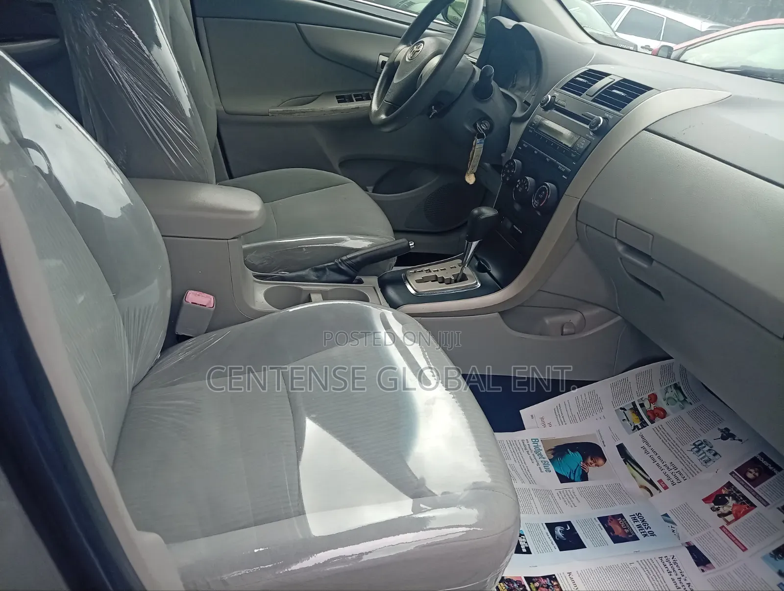 Toyota Corolla 2010 Silver