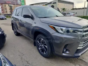 Toyota Highlander 2018 Gray