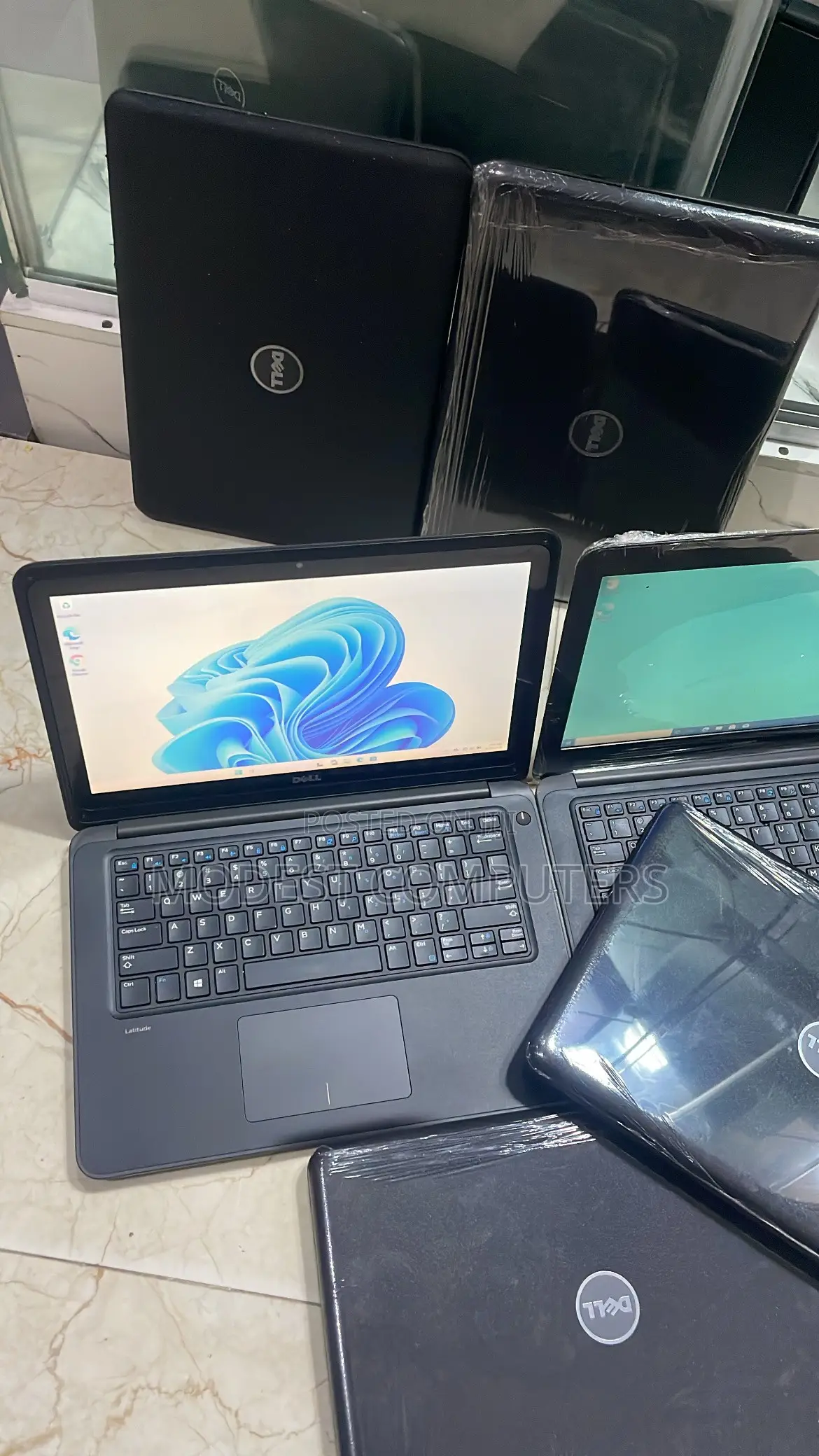 Laptop Dell Latitude 3380 4GB Intel Core i3 SSD 128GB