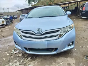 Toyota Venza 2010 Burgundy