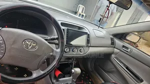 Toyota Camry 2025