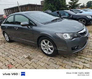 Honda Civic 2010 Gray
