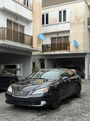 Lexus ES 350 2011 Black