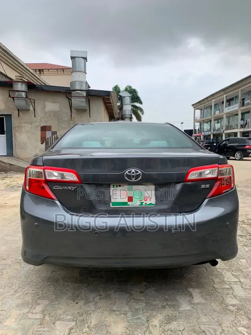 Toyota Camry 2012 Black