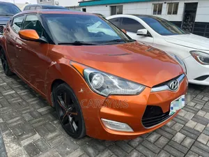 Hyundai Veloster 2013 Beige