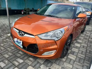 Hyundai Veloster 2013 Beige