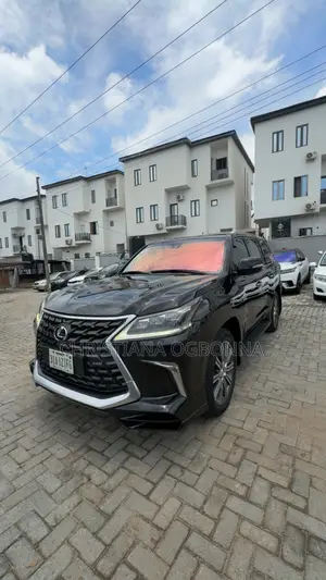 Lexus LX 2017 Black
