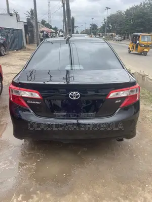 Toyota Camry SE 4dr Sedan (2.5L 4cyl 6A) 2012 Black