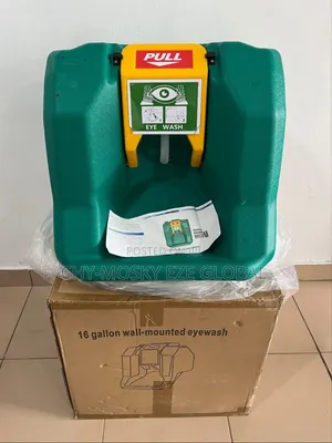 16 Gallon Wall Mounted Eyewash Station (60Ltr)