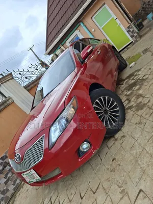 Toyota Camry LE 4dr Sedan (2.5L 4cyl 6AM) 2010 Red
