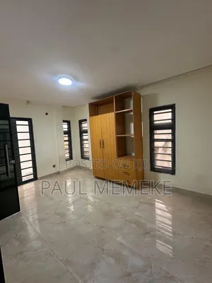 5bdrm Duplex in Maryland Estate for rent