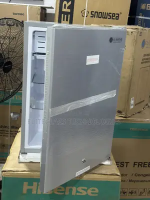NEW Glamstar Refrigerator – GFR-90S-E