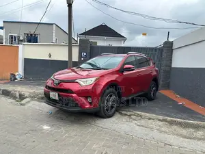 Toyota RAV4 2013 Red