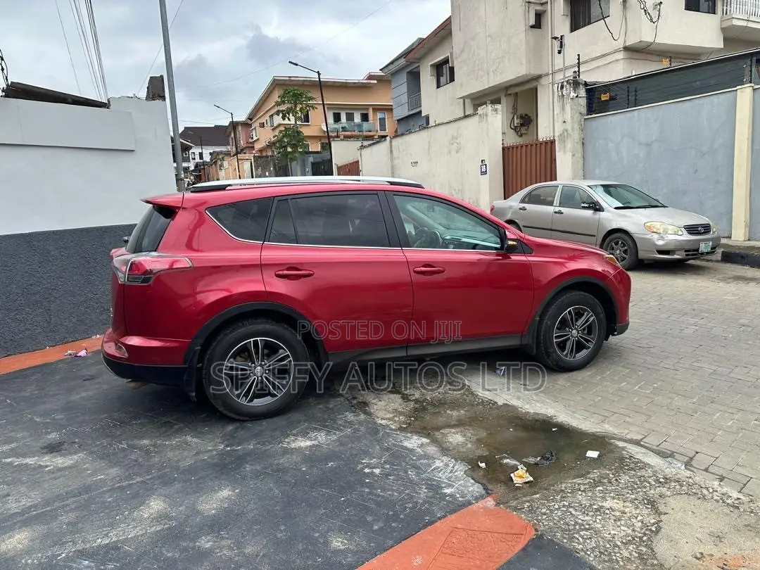Toyota RAV4 2013 Red