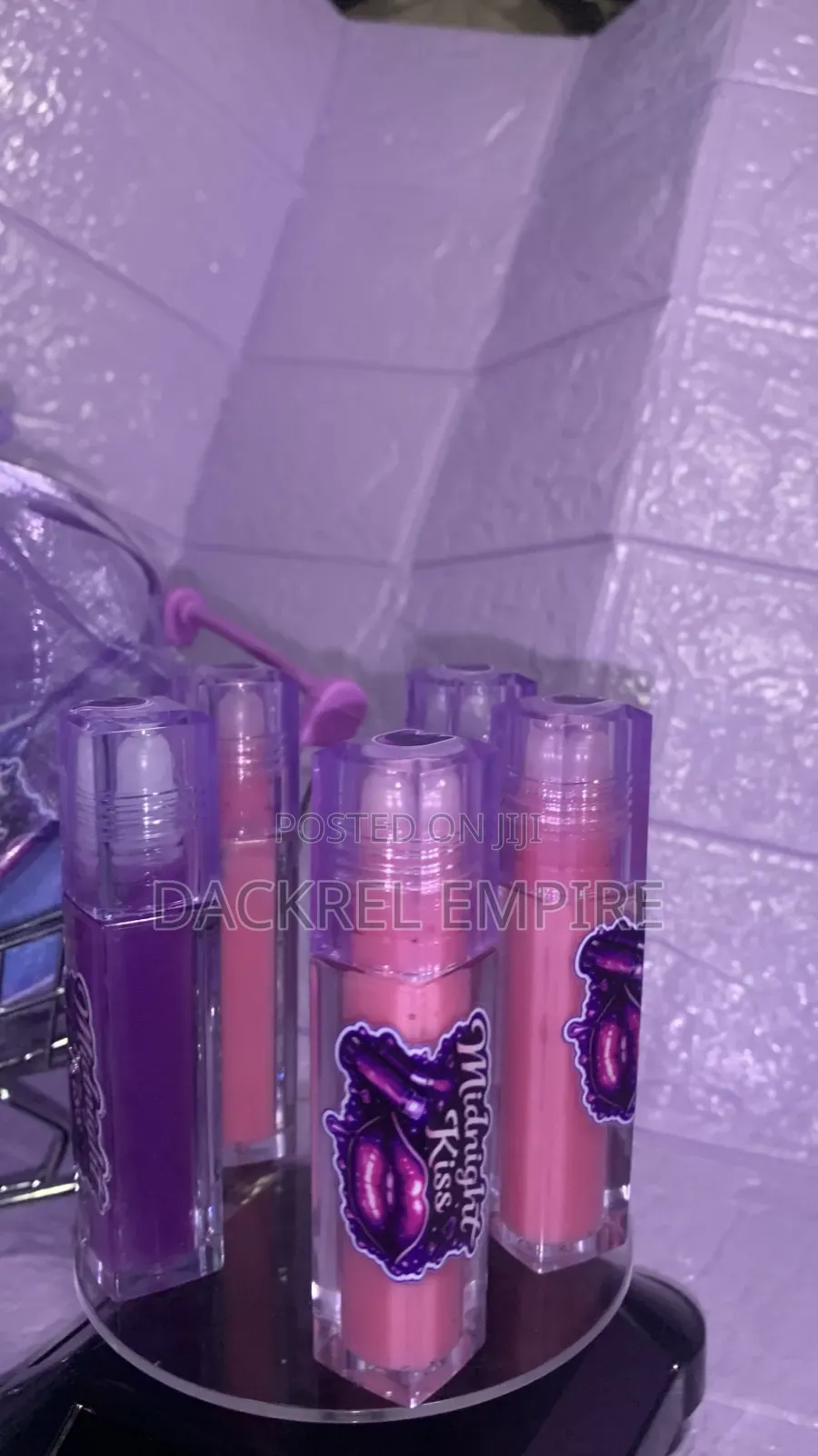 Midnight Kiss Gloss