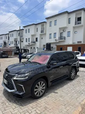 Lexus LX 2017 Black