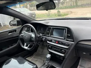 Hyundai Sonata Sport 2018 Black