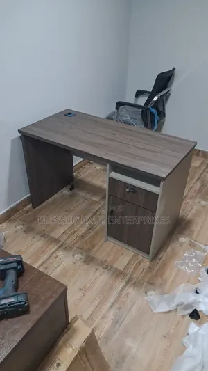 High Quality Office Table