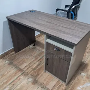 High Quality Office Table