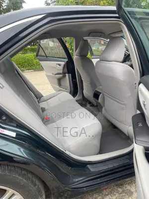 Toyota Camry LE 4dr Sedan (2.5L 4cyl 6A) 2017 Black