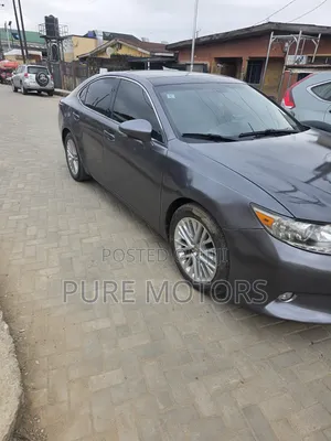Lexus ES 2014 Gray