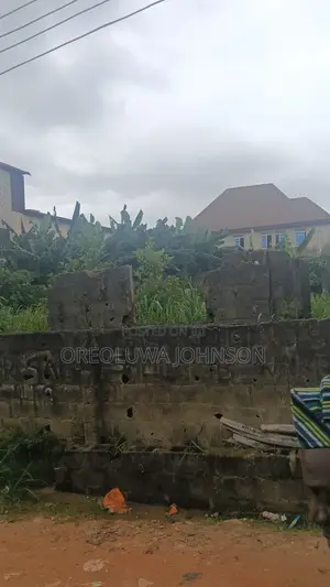 Sales Sales !!!!!! On a Full Plot