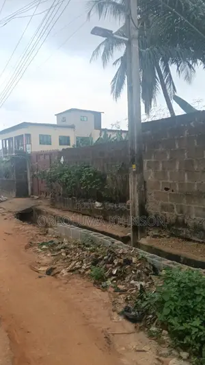 Sales Sales !!!!!! On a Full Plot