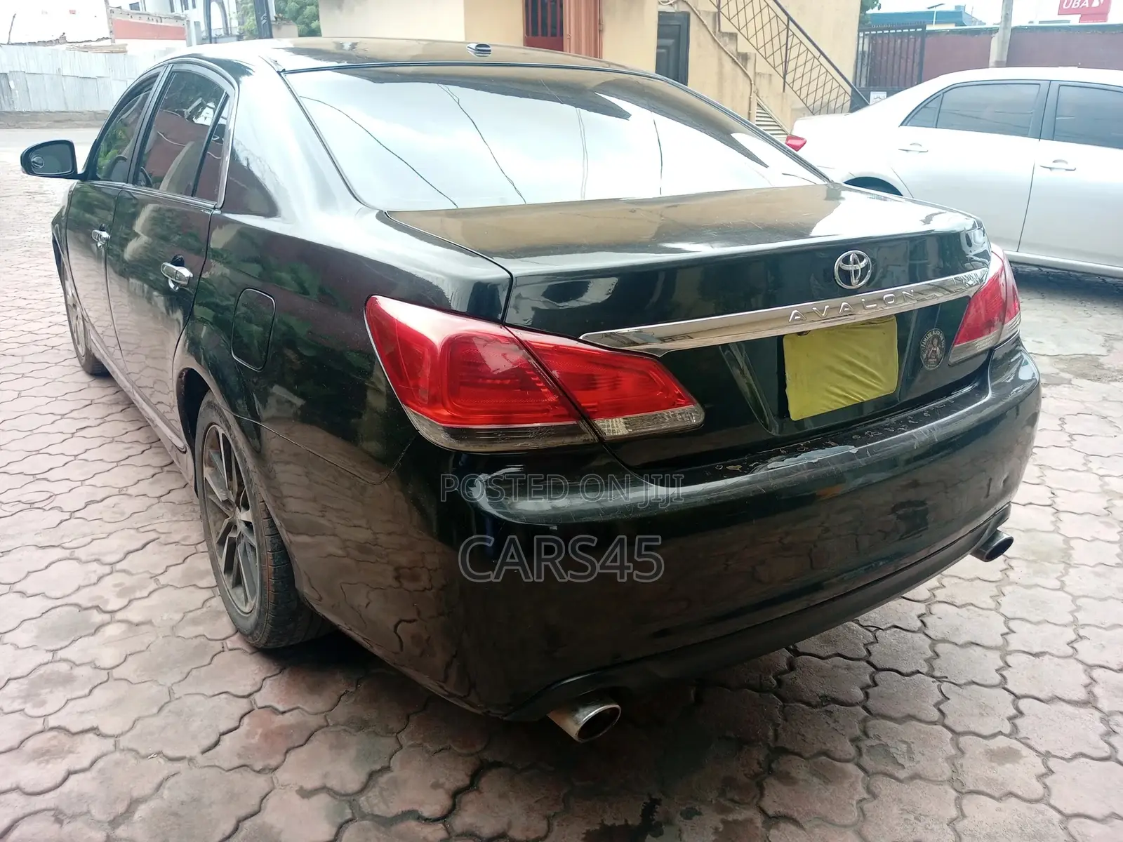 Toyota Avalon 2012 Black