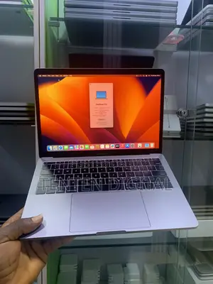 Laptop Apple MacBook Pro 2017 16GB Intel Core i5 SSD 512GB