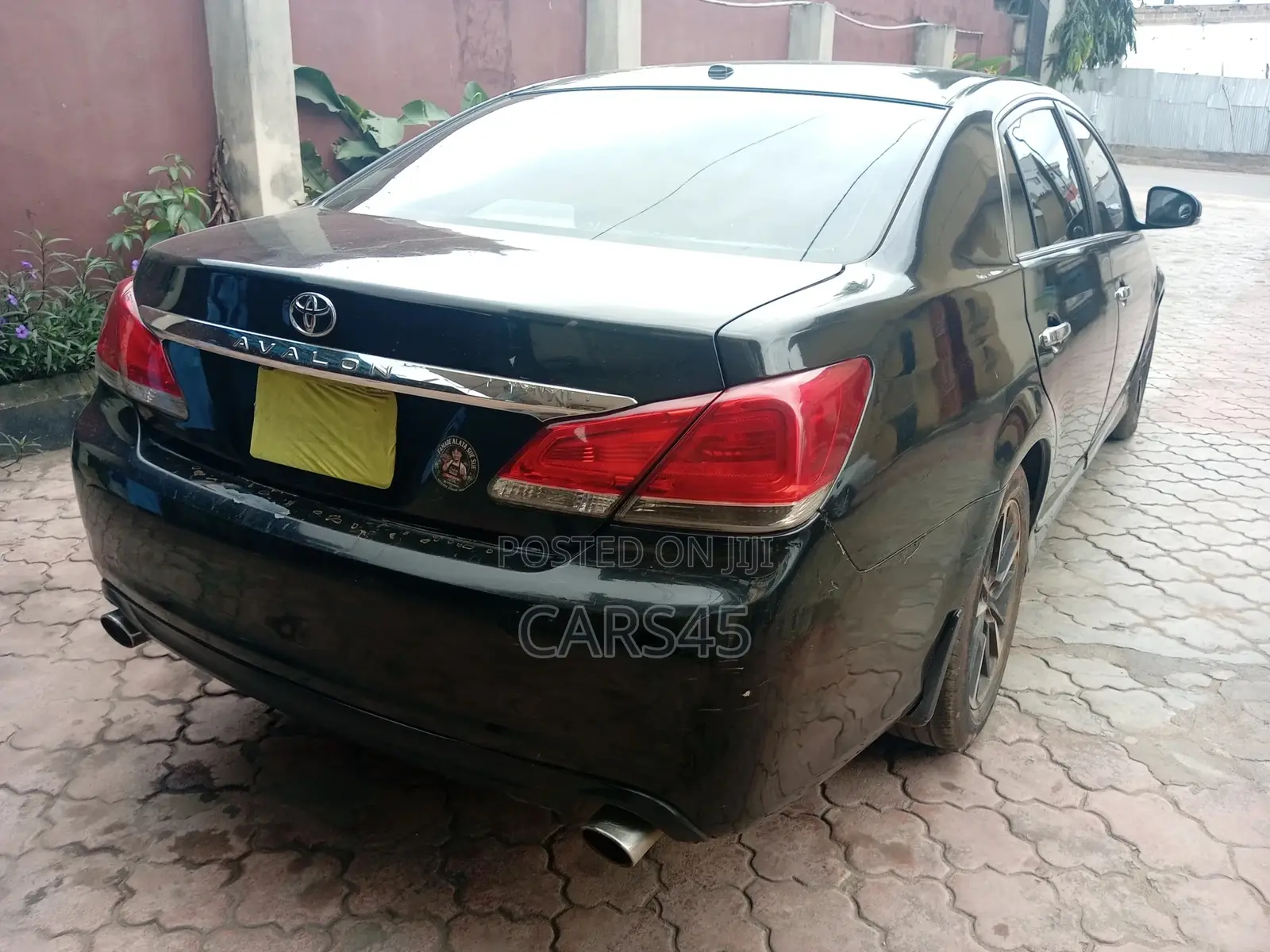 Toyota Avalon 2012 Black