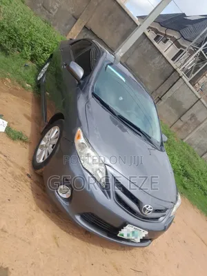Toyota Corolla 2010 Gray